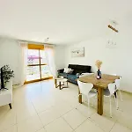 Flamenco Ambar Luxury 15 Planta