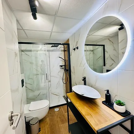 Flamenco Ambar Luxury 15 Planta Apartment